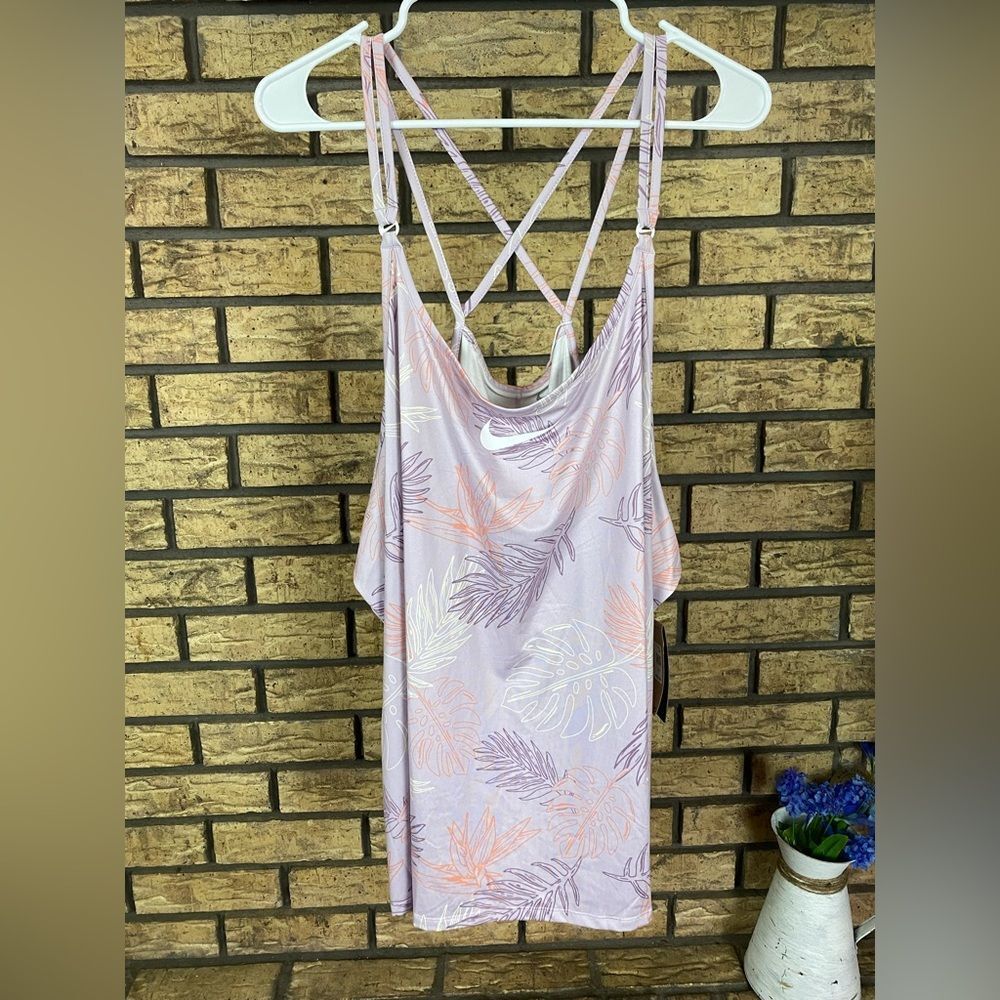 New with tags Nike‎ top